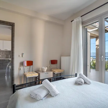 Apartment D' Angelo 3 Karavomylos